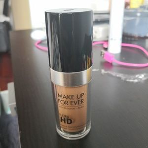 Makeup forever ultra hd foundation